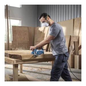Bosch 600w Wood Planer 82mm GHO 16-82 - Image 5