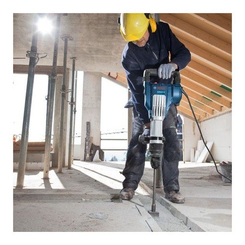 Bosch 1700w Demolition Hammer 11.4Kg GSH 11 VC - Image 3