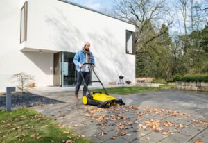 Karcher Manual Sweeper 38Ltr S 6 Twin - Image 8