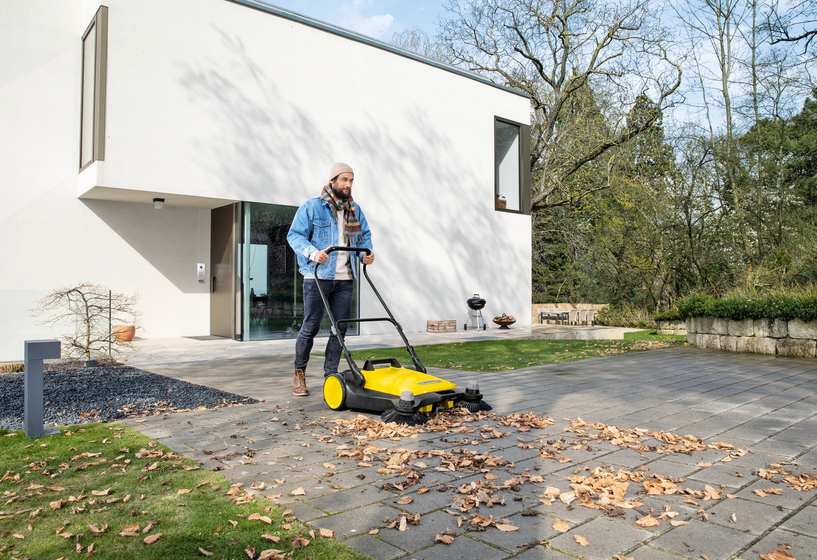 Karcher Manual Sweeper 38Ltr S 6 Twin - Image 8